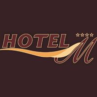 Hotel-M****