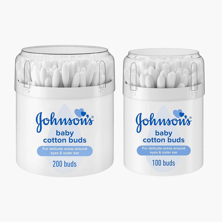Buy Johnson & Johnson Cotton Buds 200 + 100 Free Online in Bahrain