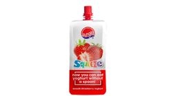 Sunglo Squeeze Yoghurt Strawberry 120g