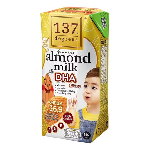 137 Degrees Almond Milk with DHA 180ml
