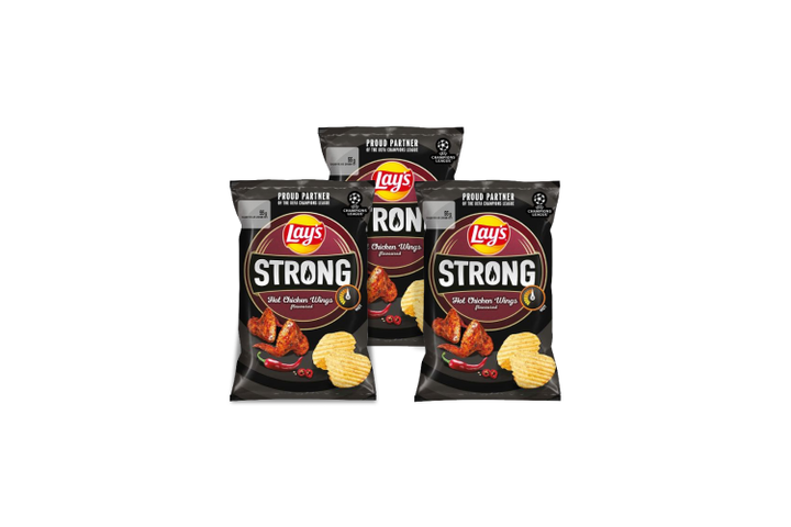 3x Lay's Strong burgonyachips csípős húsos jellegű ízesítéssel 55 g