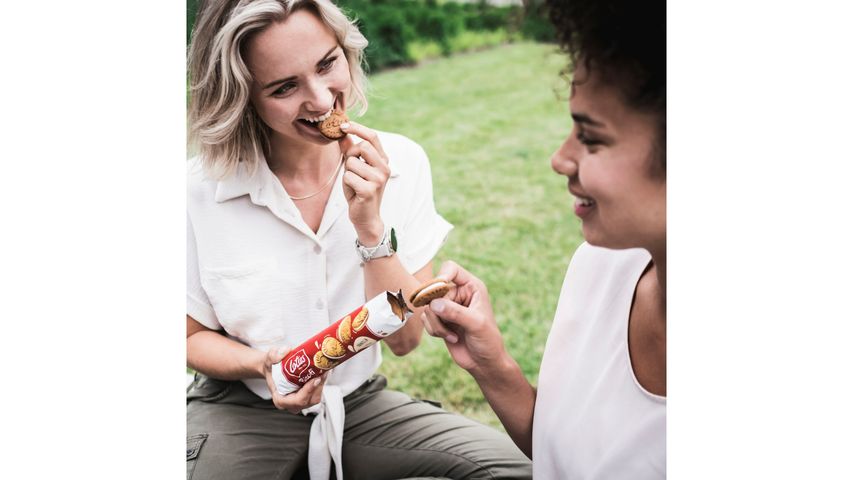 Lotus Biscoff Vanilla Cream Sandwich