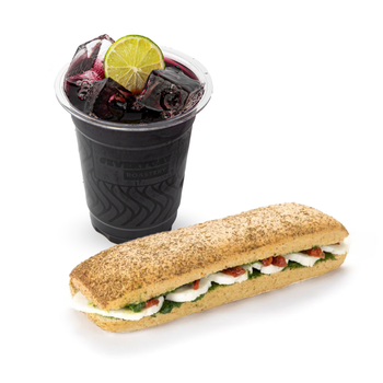 ساندويتش الحلومي المشوي + ايس تي بيري بنش