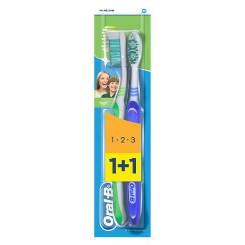 Oral-B Natural Fresh toothbrush - medium | 2 x 1 piece