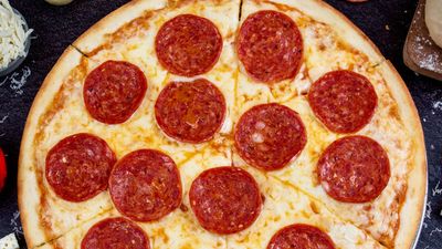 Pizza & Dumpling