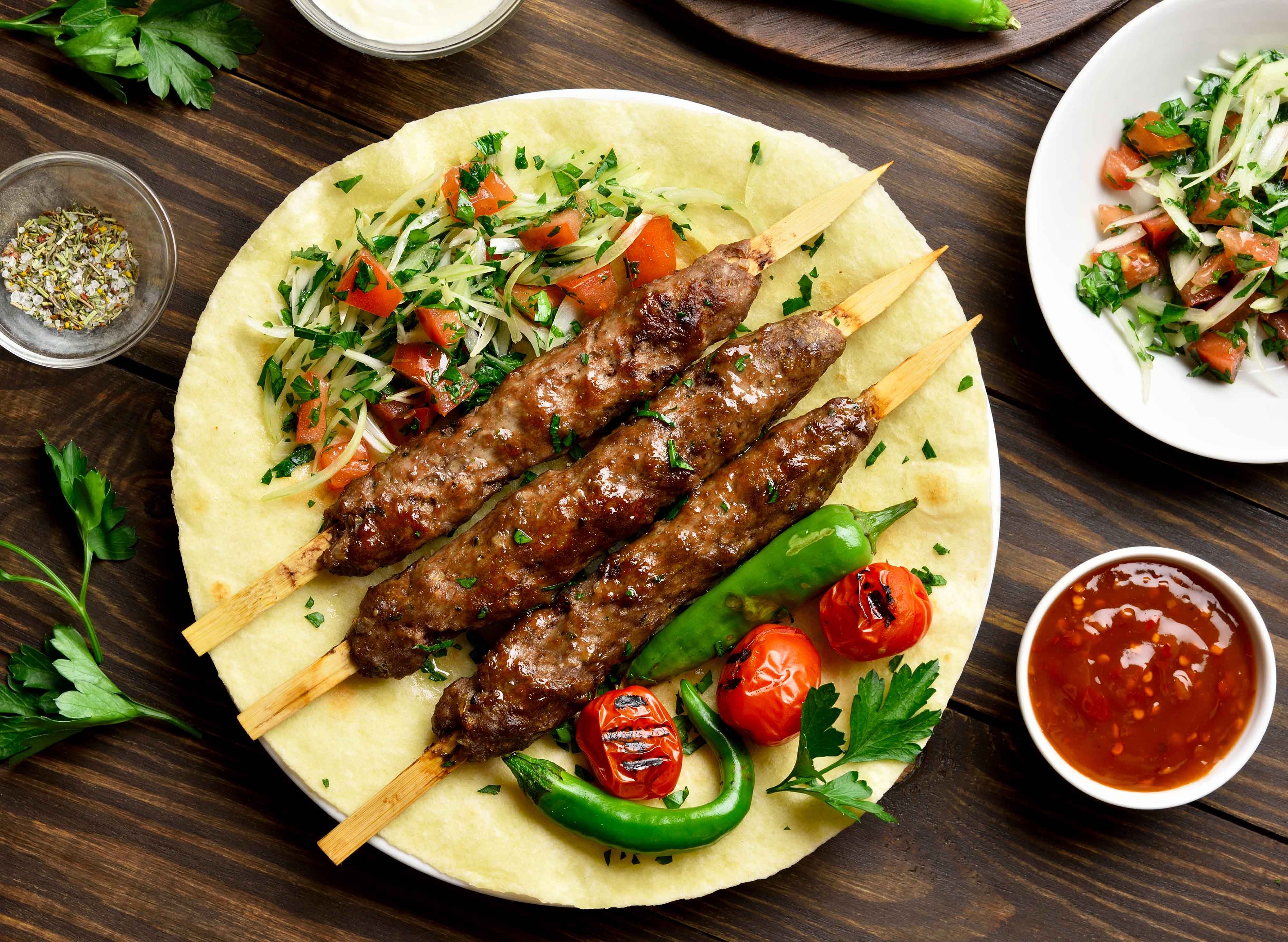 Donerci Turkish Kebab vendor logo