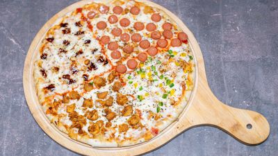Live Pizza World - Satkhira