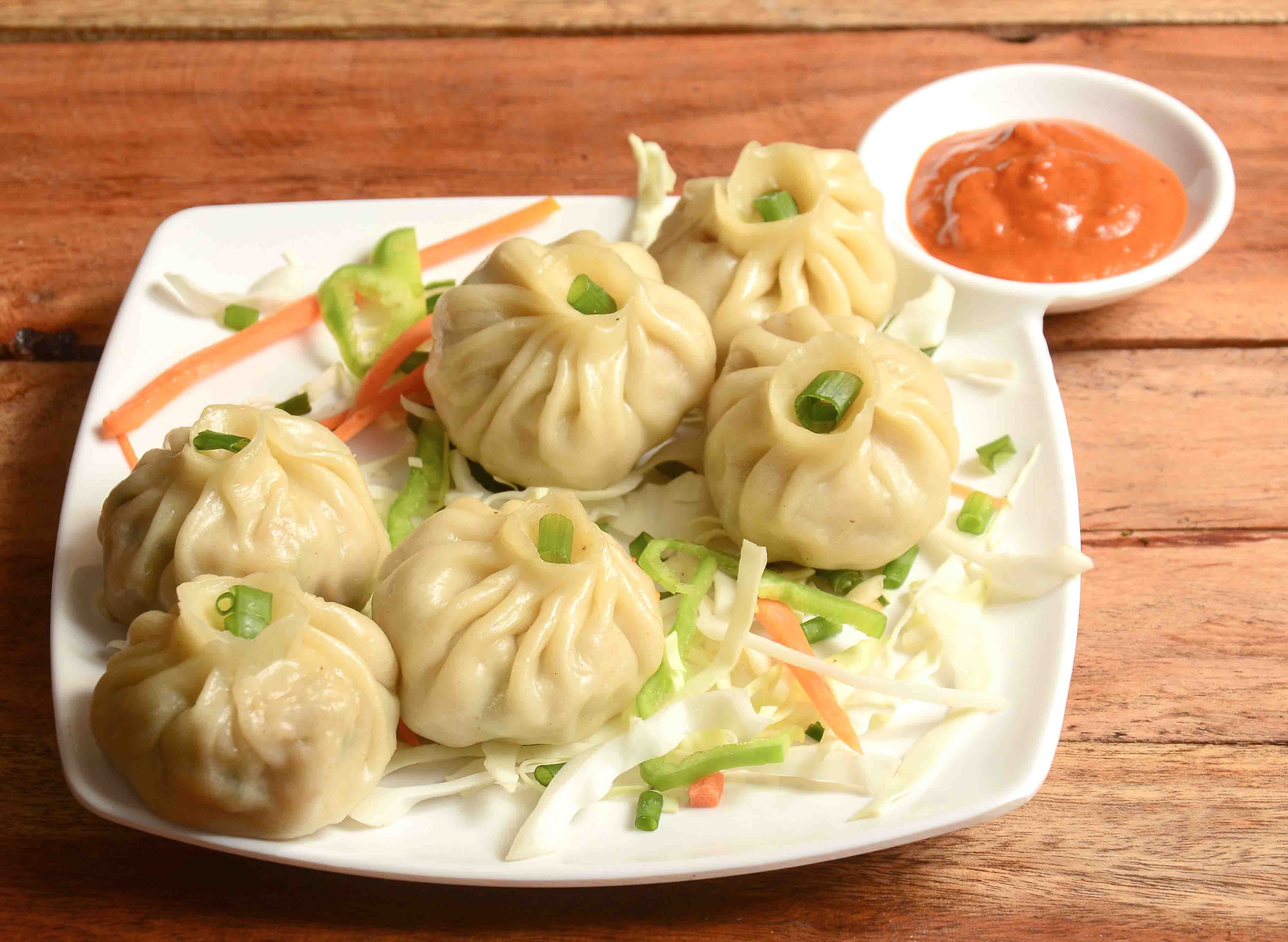Hot Momo vendor logo
