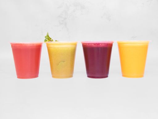 Yalangoch xotinlarning dumbalari