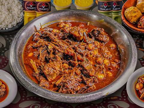 Pantyhose jinsiy aloqada ayollar oyoqlari