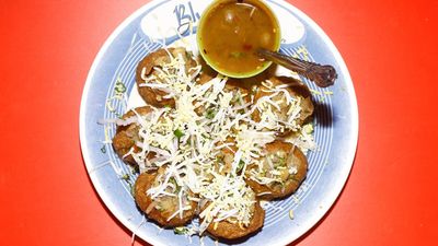 Hasem Tripti Chotpoti & Fuchka