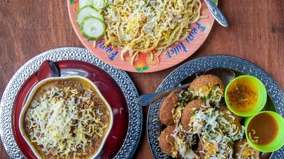 Mamun Vai er Special New Chotpoti