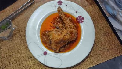 Nasrin Food Village