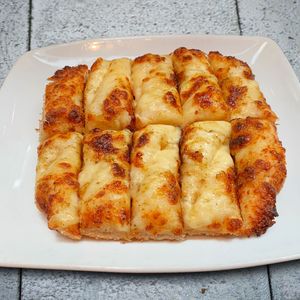 Cheesy Garlic Sticks