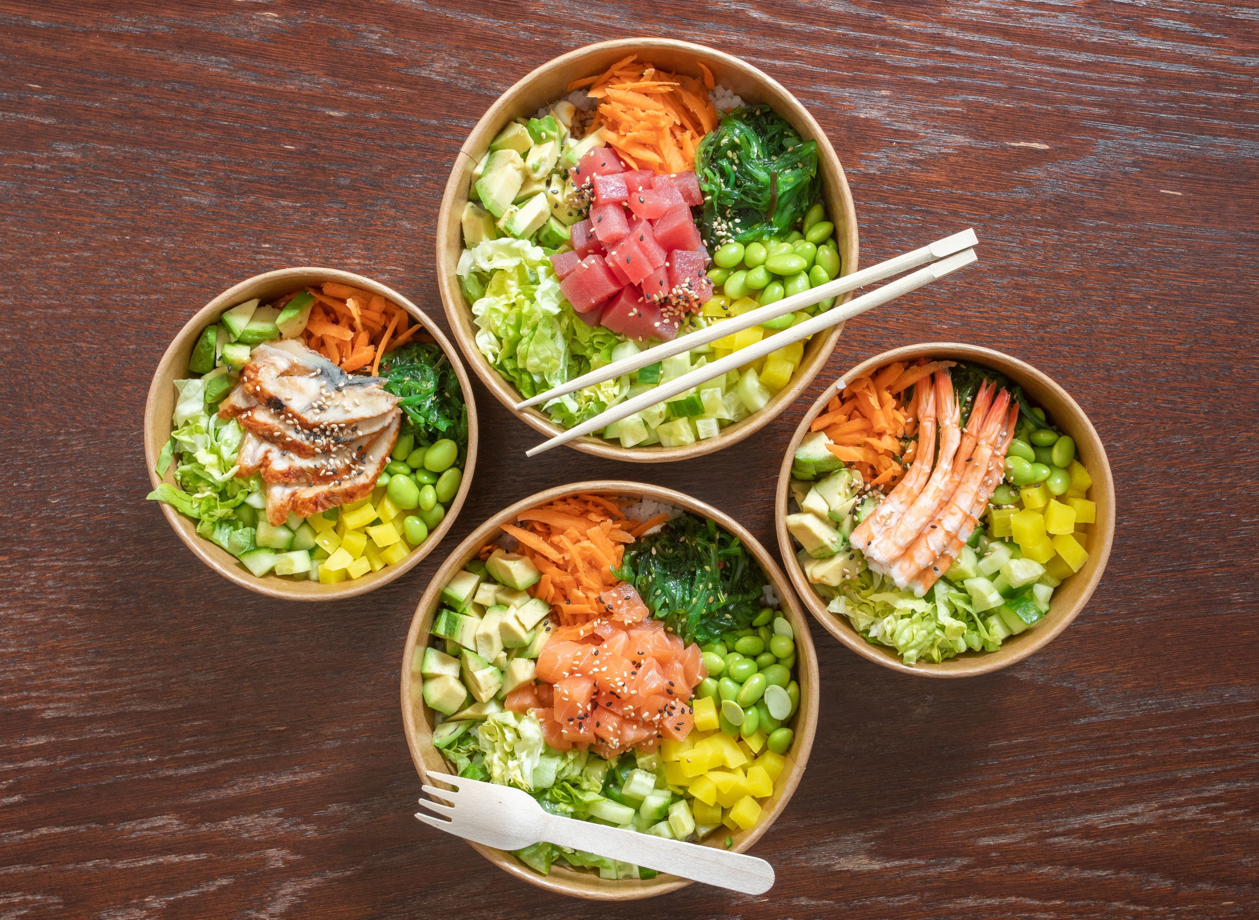 Vase Poke Salads Delivery In Praha Online Menu Dame Jidlo