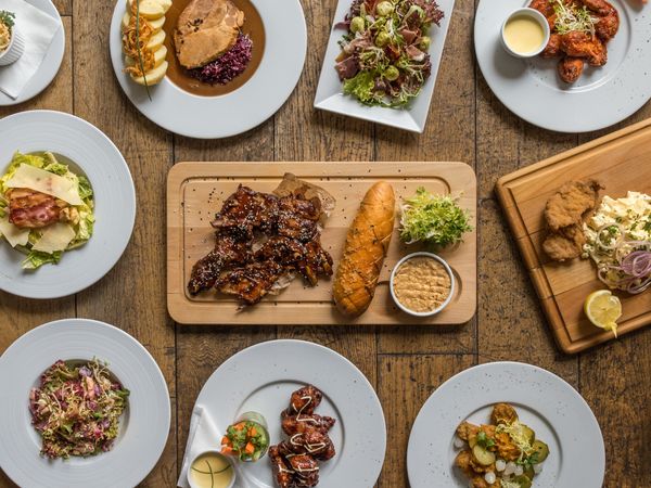 Kandelábr Vyšehradský restaurant