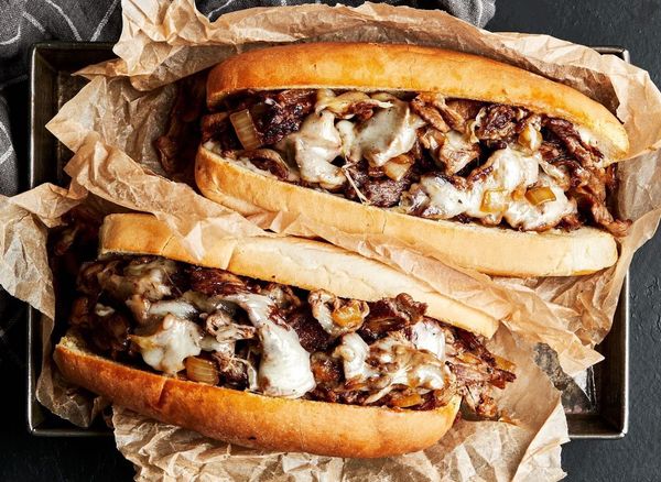 Hoagie Cheesesteaks & Mac - Jaromírova