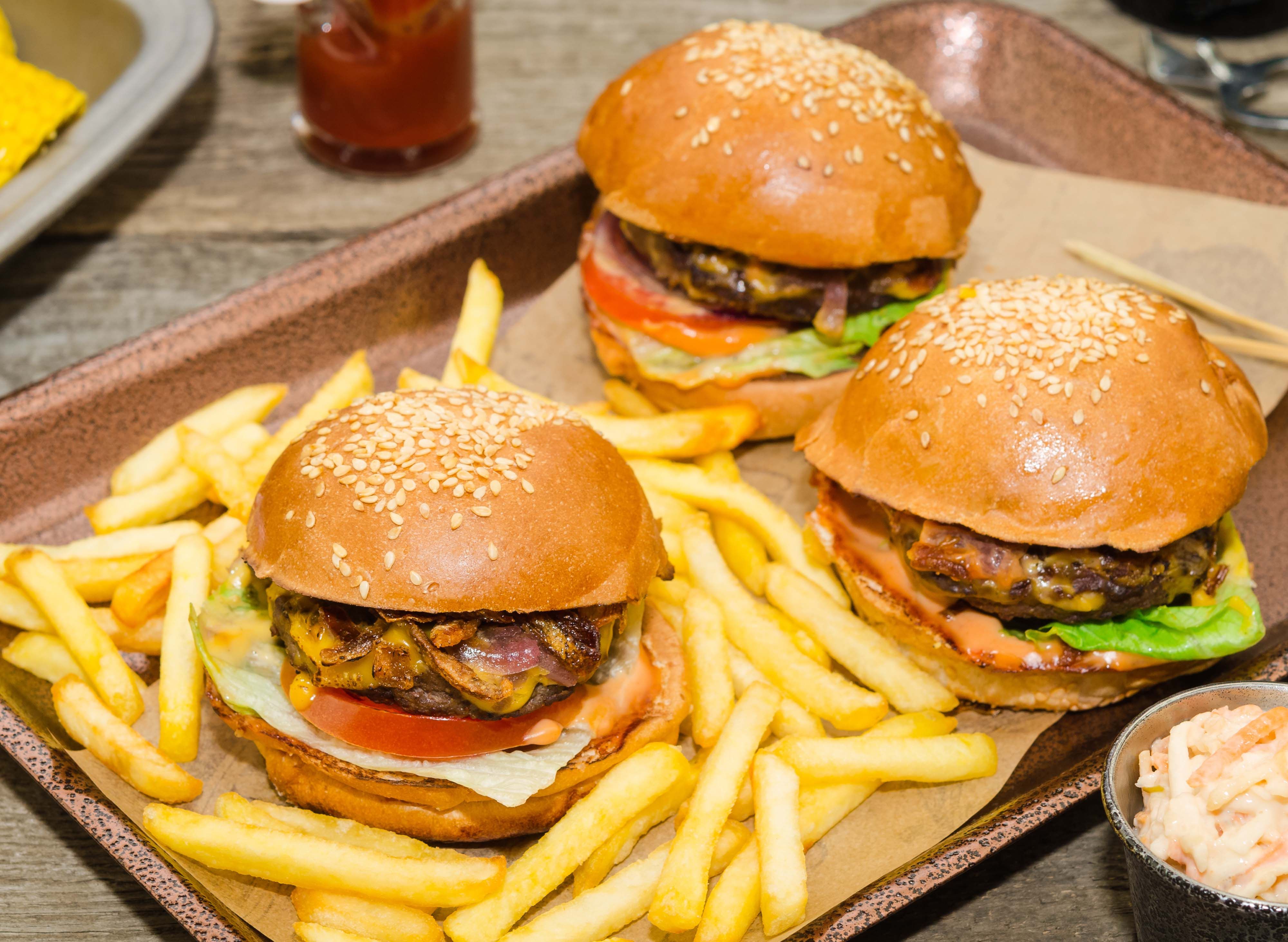 H.M.Burger vendor logo