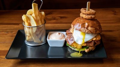 Burger Grill Pub