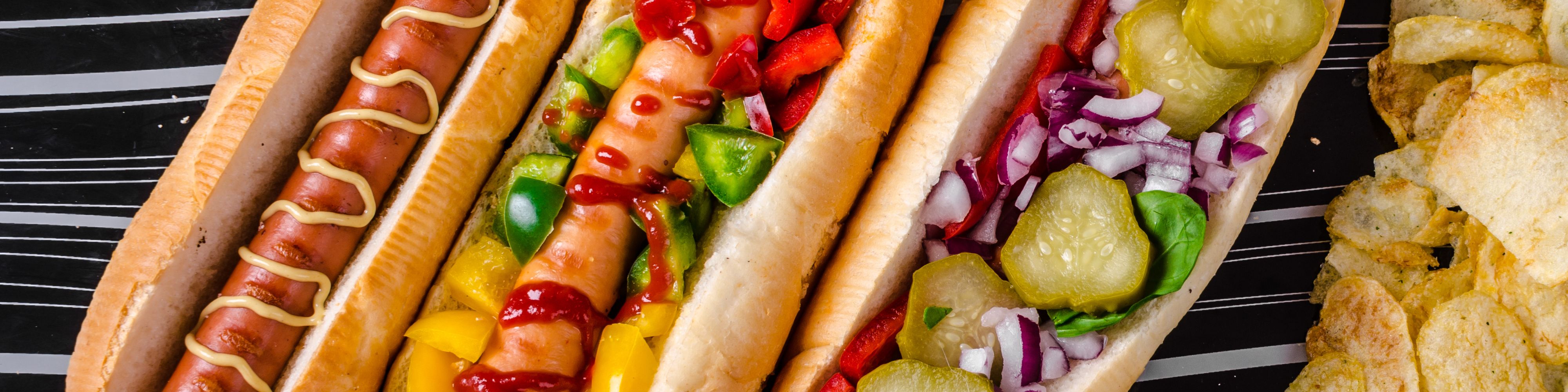 Maxi Český hot dog Prague rozvoz jídla & menu foodora.cz (damejidlo.cz)
