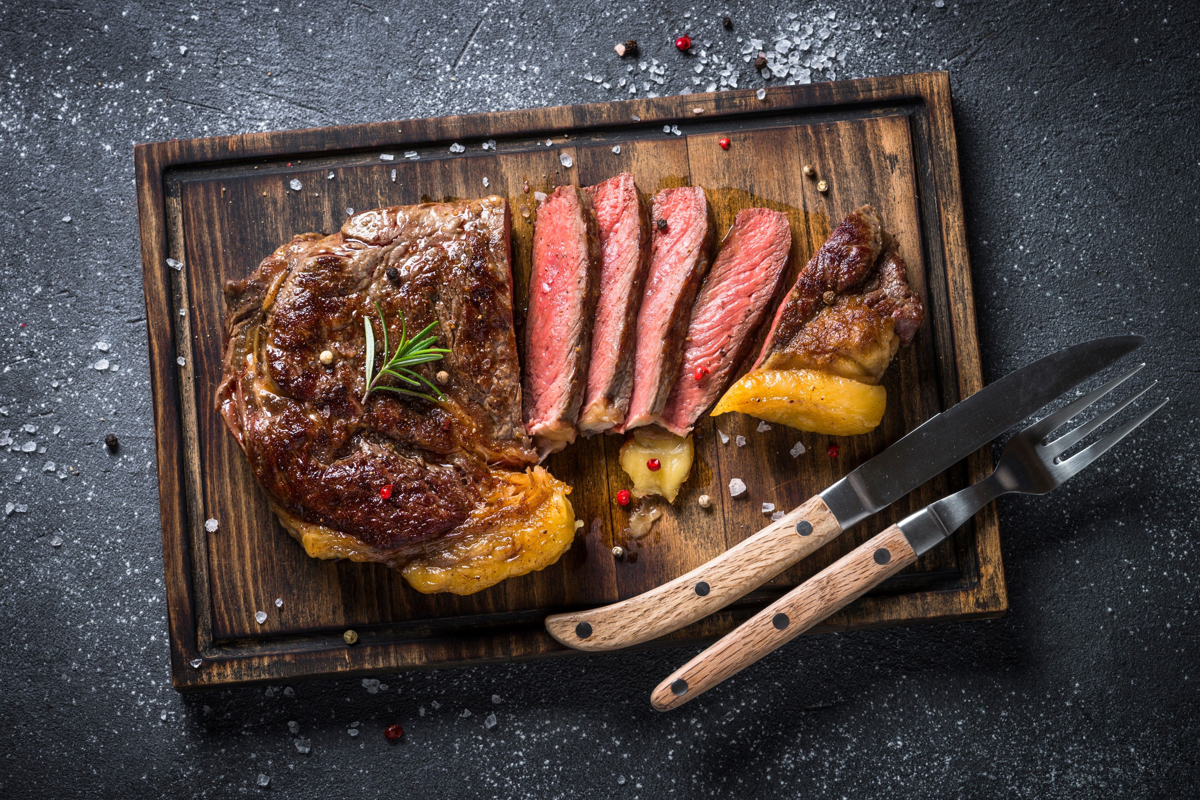 V3S steak & burger Opava vendor logo