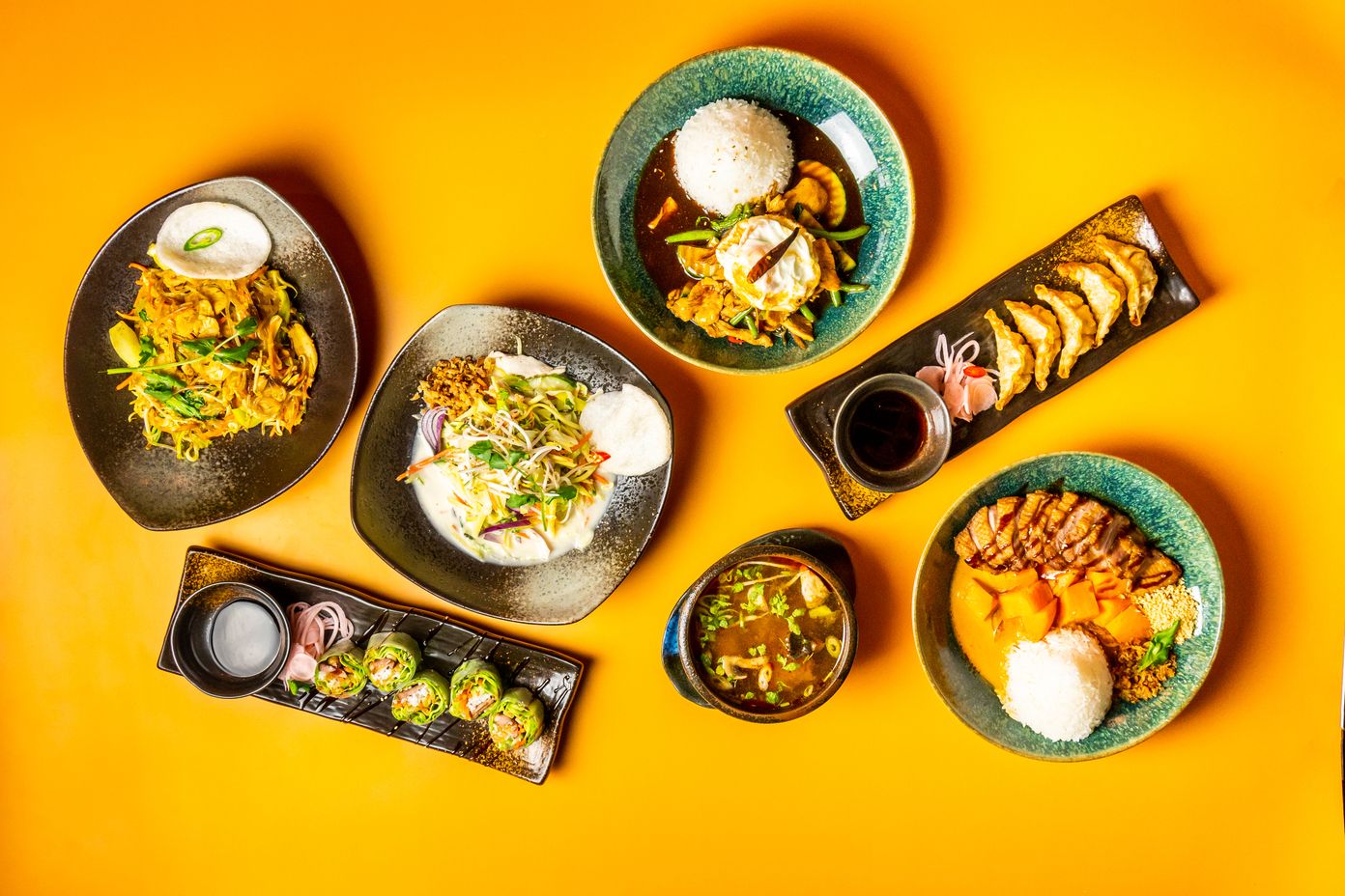 Khao restaurant — Foodora Prague, Czechia (2026) | All Restaurant Menus