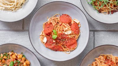 Pasta Bar Pan Parmezán