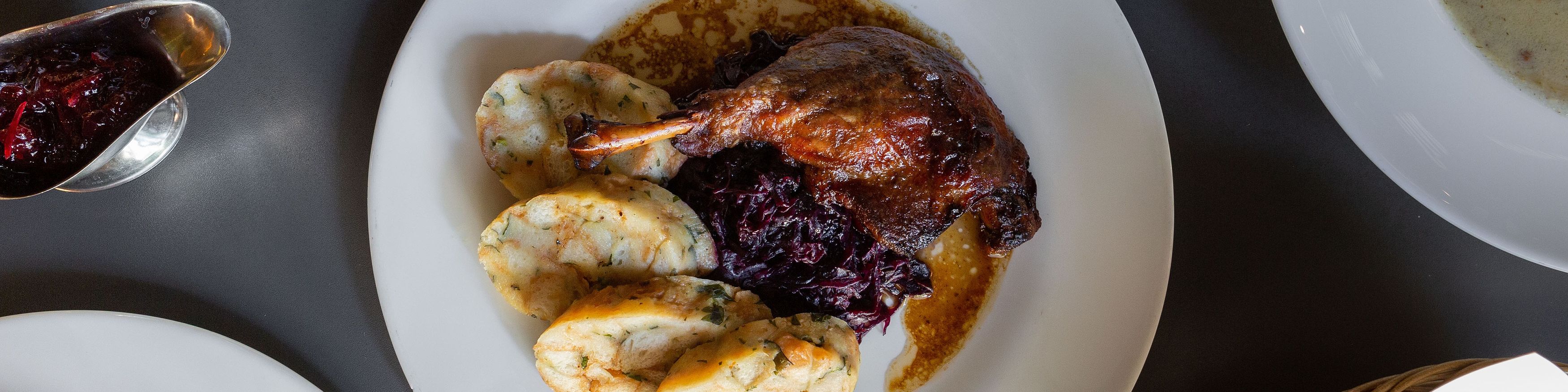 Bulvár Bubeneč rozvoz jídla Prague Dáme jídlo