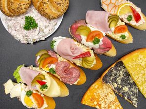 Lahůdky Zlatý Kříž