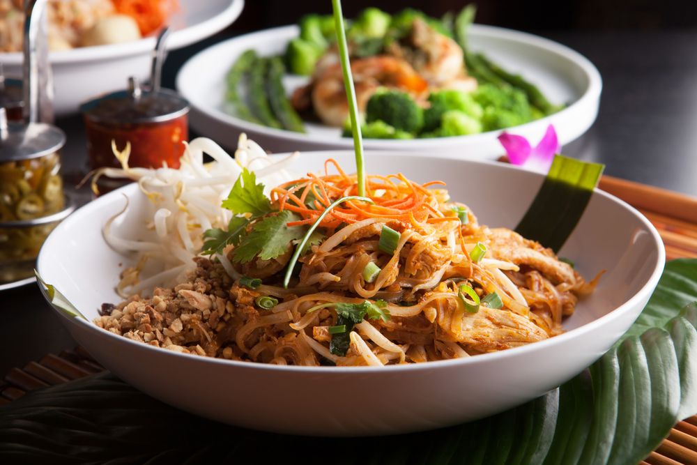 BANH MI PATÊ & NOODLES bistro vendor logo