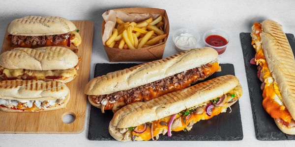 Profesor Artisan Cafe Bistro