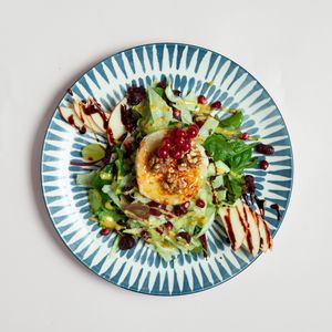 Goat cheese salad