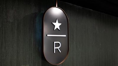 Starbucks Coffee (Lee Garden One)