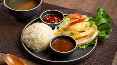 Tom Yums Thai (Thai) by GREAT FOOD HALL (Pacific Place)