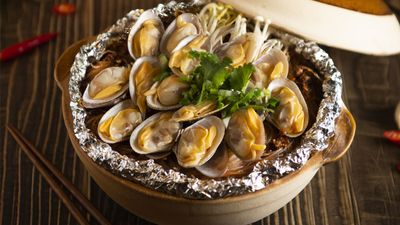 In The Mood For Clam (Hysan Place)