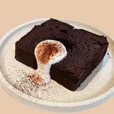 Jomo-cake-image