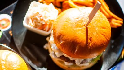 Memento Burgers & More