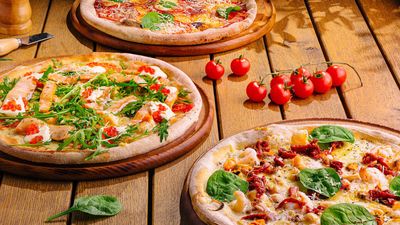 Akropolisz Gyros & Pizza