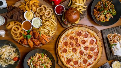 Sakáltanya Falatozó és Pizzéria