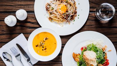 Hotel Kossuth and Restaurant