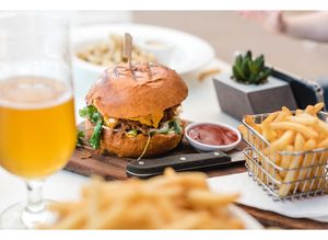 Bajor Burger & Fries