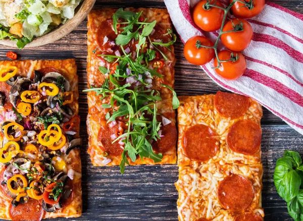 Bazi Nagy Római Pizza