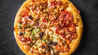 Bazsalikom pizza - DELIVERY
