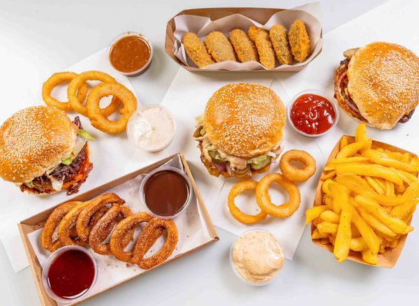 2K Bár & The Burger Vision