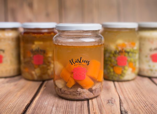 Húsleves és Társai