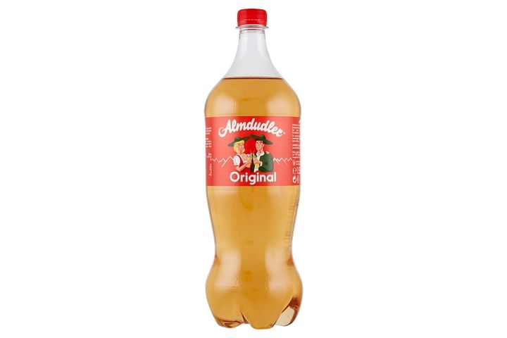 Almdudler Original alpesi növényekből készült szénsavas üdítőital cukorral 1,5 l