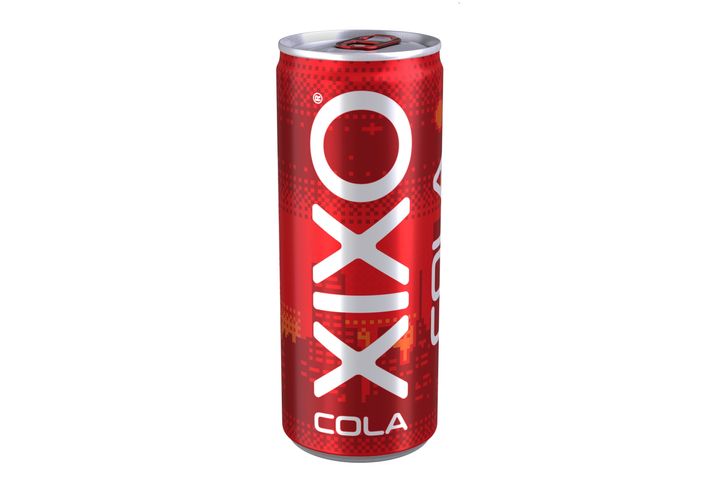 XIXO Cola Cola Flavored Carbonated Soft Drink with Sugar and Sweetener 250 ml