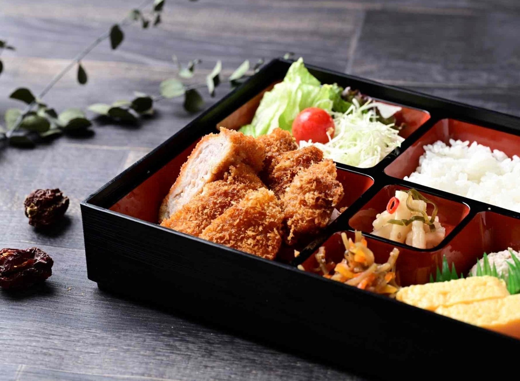 フードパンダ 三河豚 麹とんかつ 市川 デリバリーサービスをnagoyaで