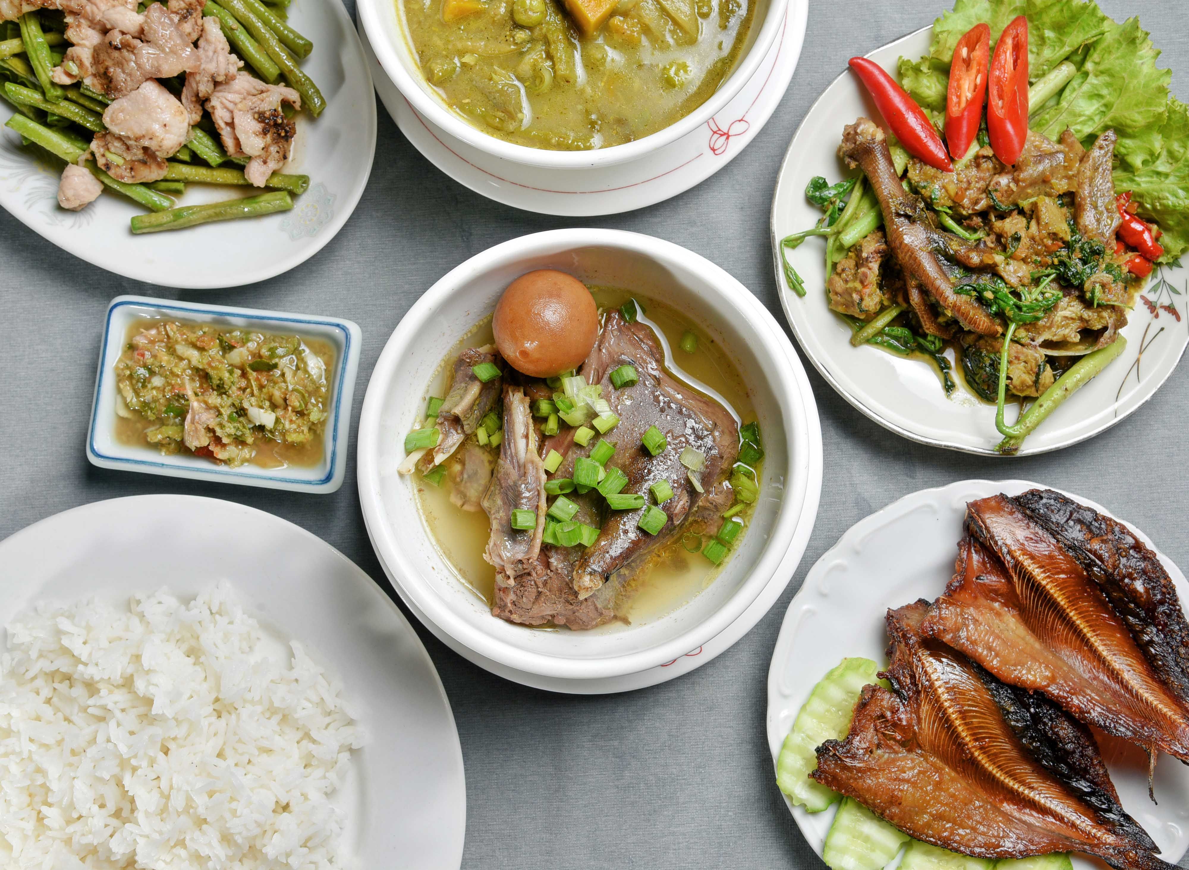 អាហារដ្ឋាន ជួបមិត្ត (ធម្មយុទ្ធ) vendor logo