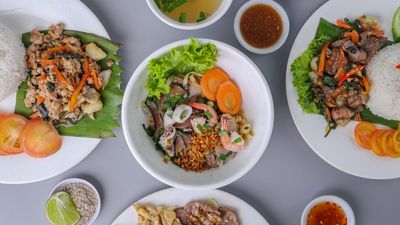 អាហារដ្ឋាន យាយមាន (កំពង់ឆ្នាំង)